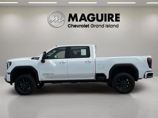 2024 GMC Sierra 2500 AT4