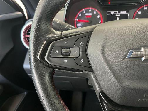 Crimson Metallic 2024 Chevrolet Trax 1RS