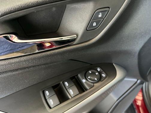 Crimson Metallic 2024 Chevrolet Trax 1RS