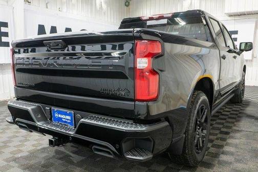 Black 2026 Chevrolet Silverado 1500 High Country