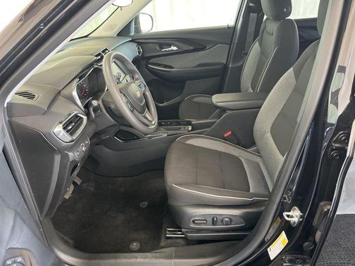 Mosaic Black Metallic 2023 Chevrolet Trailblazer LT