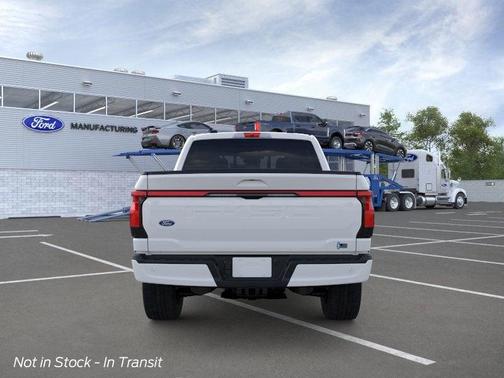 2025 Ford F-150 Lightning LARIAT