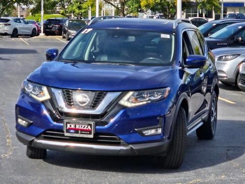 2017 Nissan Rogue SL
