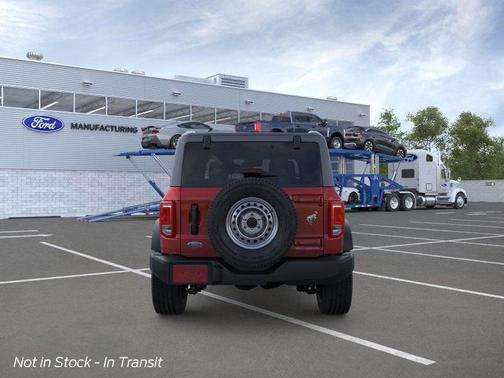 2025 Ford Bronco Base