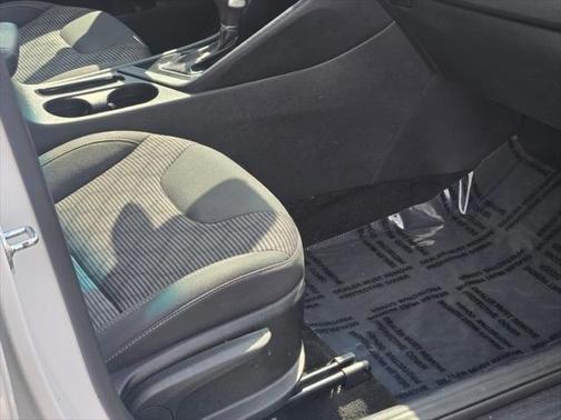 2022 Kia Niro LXS