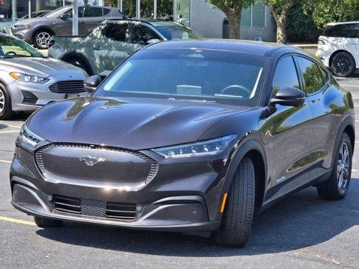 2022 Ford Mustang Mach-E Select