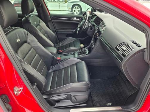 2018 Volkswagen Golf R 2.0T Manual