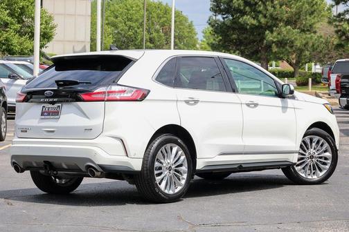 Star White Metallic Tri-Coat 2024 Ford Edge Titanium