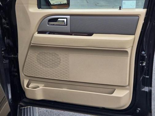 2012 Ford Expedition XLT