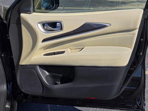 2017 INFINITI QX60 Base