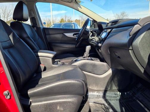 2020 Nissan Rogue Sport SL