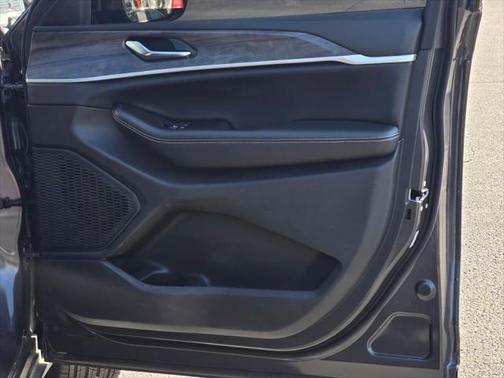 2024 Jeep Grand Cherokee Limited X