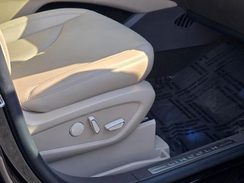 2021 Lincoln Nautilus Standard