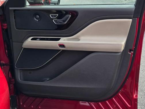 2020 Lincoln Aviator Reserve AWD