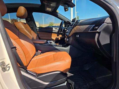2016 Mercedes-Benz GLE-Class 4MATIC
