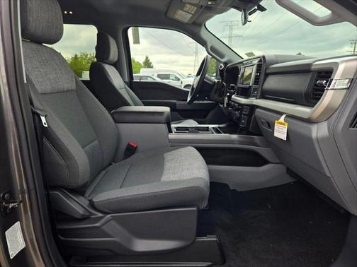 2025 Ford F-350 XLT