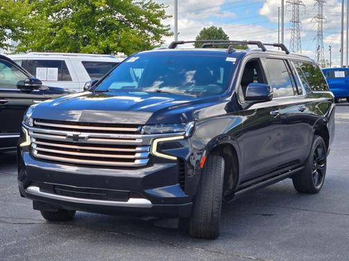 2022 Chevrolet Suburban 4WD High Country