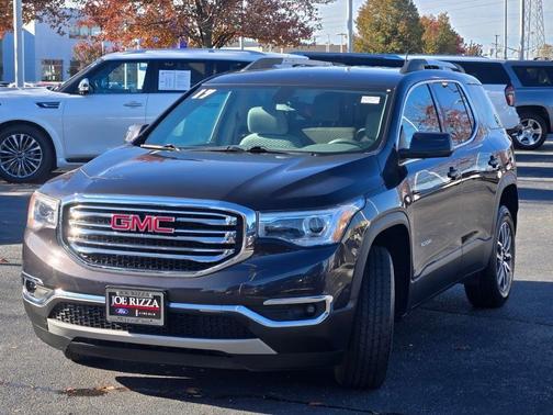 2017 GMC Acadia SLE-2