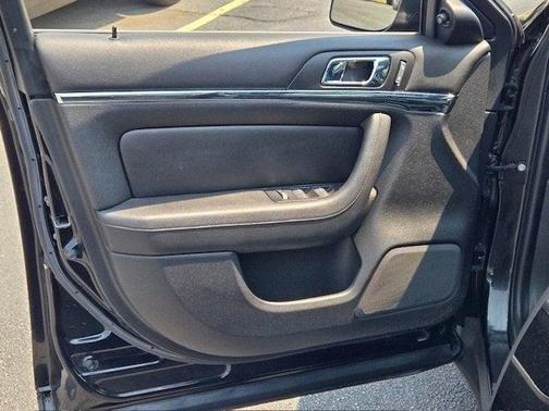 2009 Lincoln MKS Base