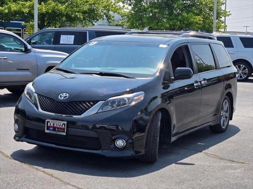 2017 Toyota Sienna SE Premium