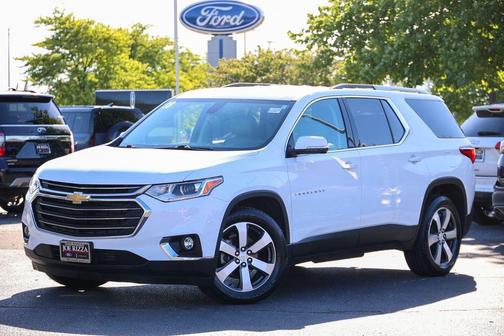 Summit White 2018 Chevrolet Traverse LT Leather
