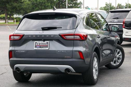 Carbonized Gray Metallic 2023 Ford Escape Active