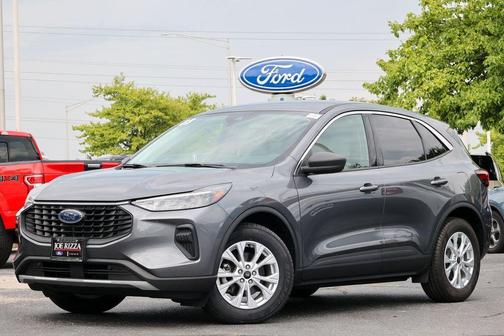 Carbonized Gray Metallic 2023 Ford Escape Active