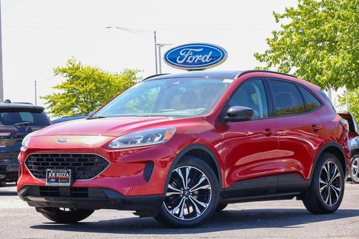 Rapid Red Metallic Tinted Clearcoat 2021 Ford Escape SE