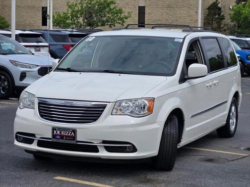 2012 Chrysler Town & Country Touring
