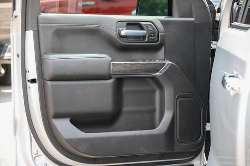 Silver Ice Metallic 2020 Chevrolet Silverado 1500 LTZ