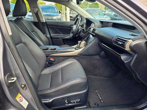 2017 Lexus IS 300 Base