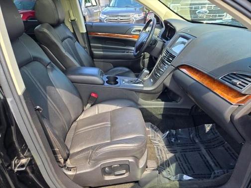 2016 Lincoln MKT EcoBoost