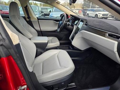 2016 Tesla Model S Base