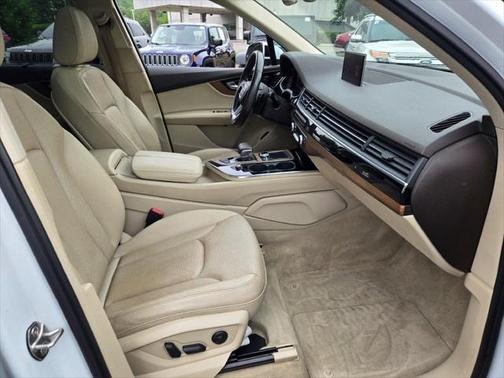 2017 Audi Q7 3.0T Premium
