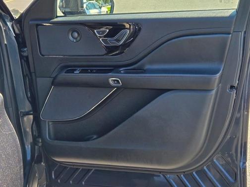 2023 Lincoln Aviator Reserve AWD