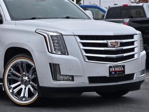 2016 Cadillac Escalade Luxury