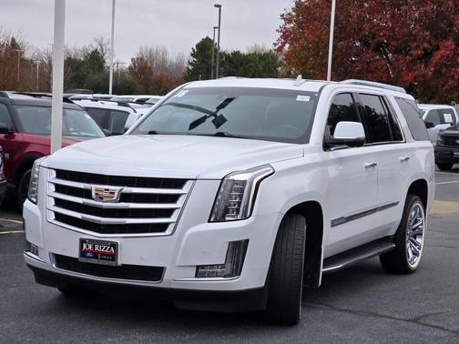 2016 Cadillac Escalade Luxury