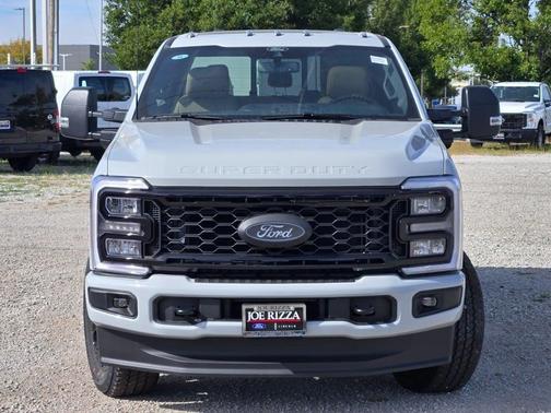 2026 Ford F-350 XLT