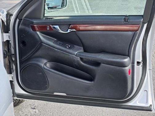 2000 Cadillac DeVille DTS