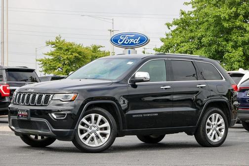 Diamond Black Crystal Pearlcoat 2017 Jeep Grand Cherokee Limited