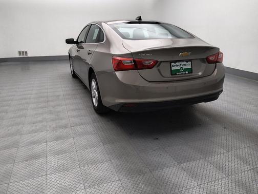 Gray 2025 Chevrolet Malibu 1LS