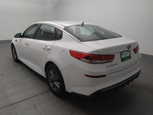 2020 Kia Optima LX