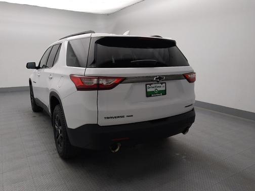 Summit White 2019 Chevrolet Traverse LT Cloth