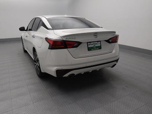 2020 Nissan Altima Platinum FWD