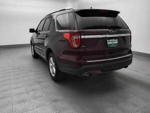 Burgundy Velvet Metallic Tinted Clearcoat 2018 Ford Explorer XLT