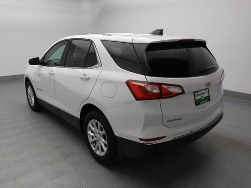 White 2018 Chevrolet Equinox LT