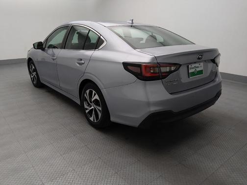 Ice Silver Metallic 2022 Subaru Legacy Base