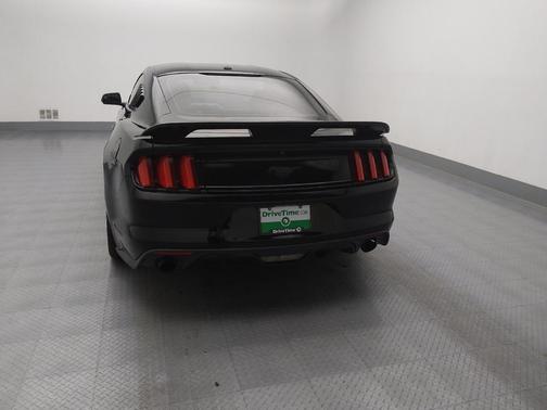 2017 Ford Mustang EcoBoost Premium