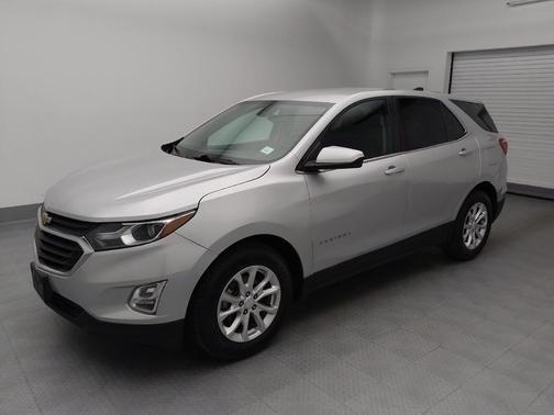 Silver Ice Metallic 2018 Chevrolet Equinox LT