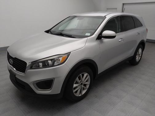 2016 Kia Sorento L